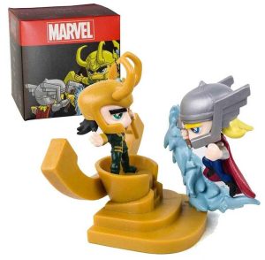 Marvel Collector's Series Thor vs. Loki Minifigures Loot Crave Exclusive 8 cm