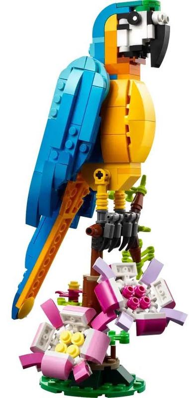 Lego Creator 3-in-1 31136: Exotic Parrot