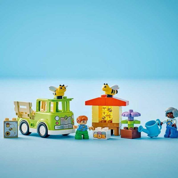 Lego Duplo 10419: Caring For Bees & Beehives