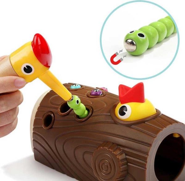 Top Bright Wood Pecker Eating Caterpillar - Επιτραπέζιο Παιχνίδι 'Τρυποκάρυδος'