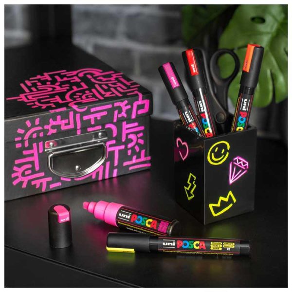 Posca PC-5M Μαρκαδόρος Σχεδίου 2.5mm Κόκκινος