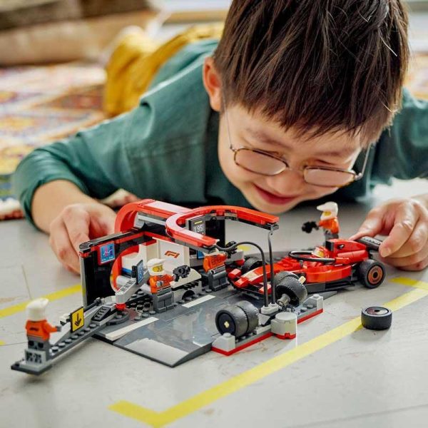 Lego City 60443: Πιτ Στοπ F1® & Ομάδα Με Αυτοκίνητο Ferrari